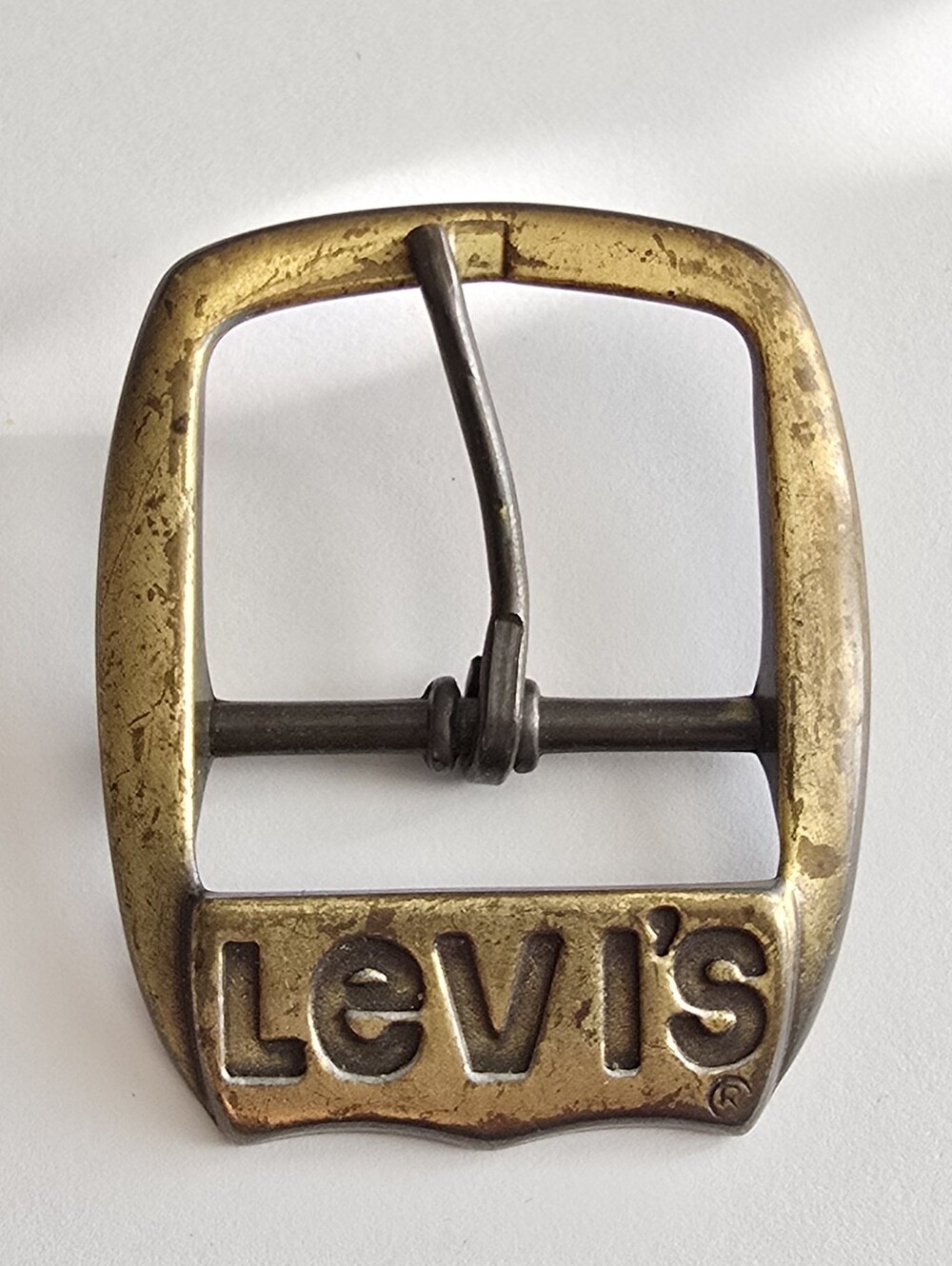 Levi's belt buckle gold tone metal jeans accessory